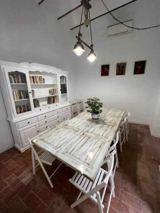 Casa Palacio Del Siglo XVIII En Centro Sevilla Luaran gambar