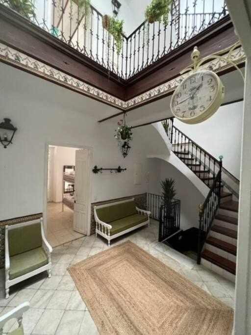 Casa Palacio Del Siglo XVIII En Centro Sevilla Luaran gambar